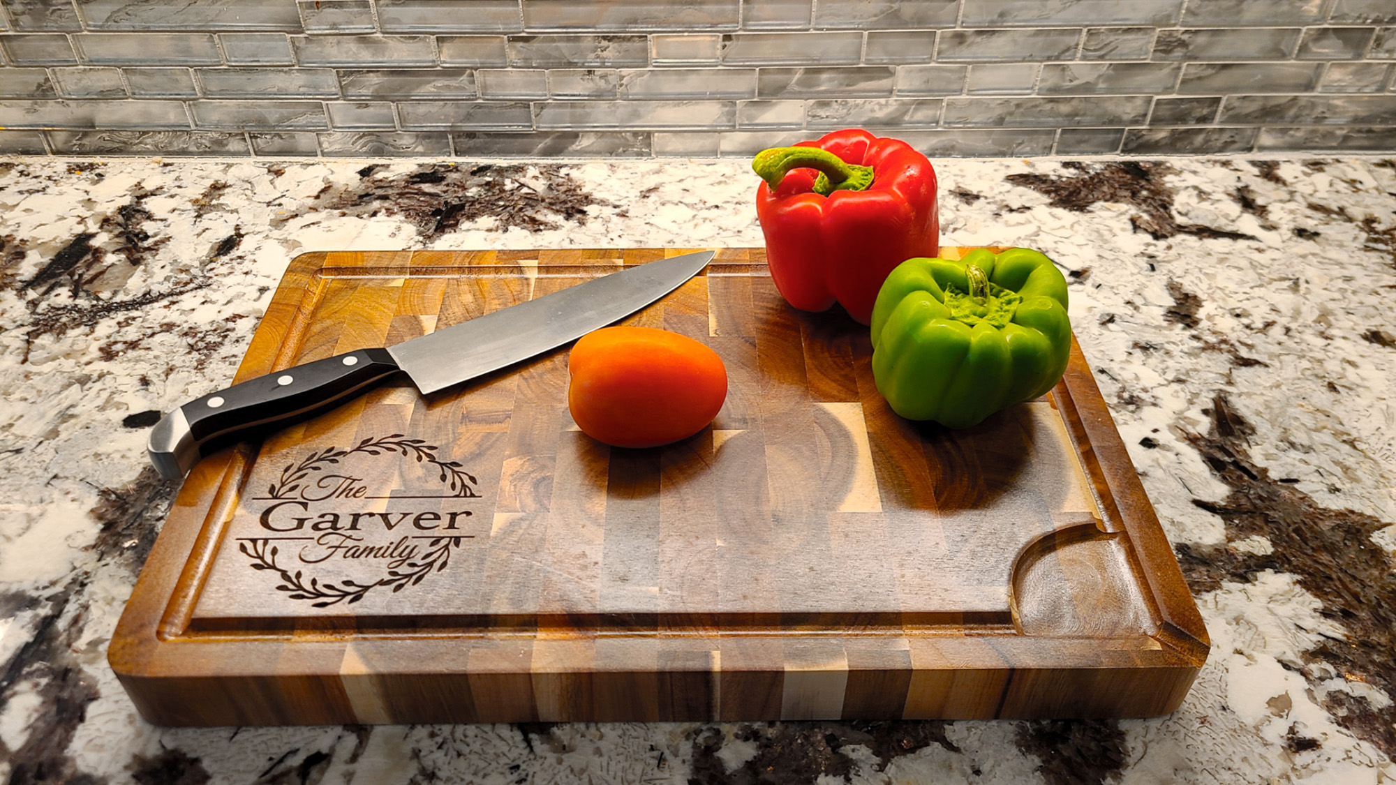 acacia cutting board