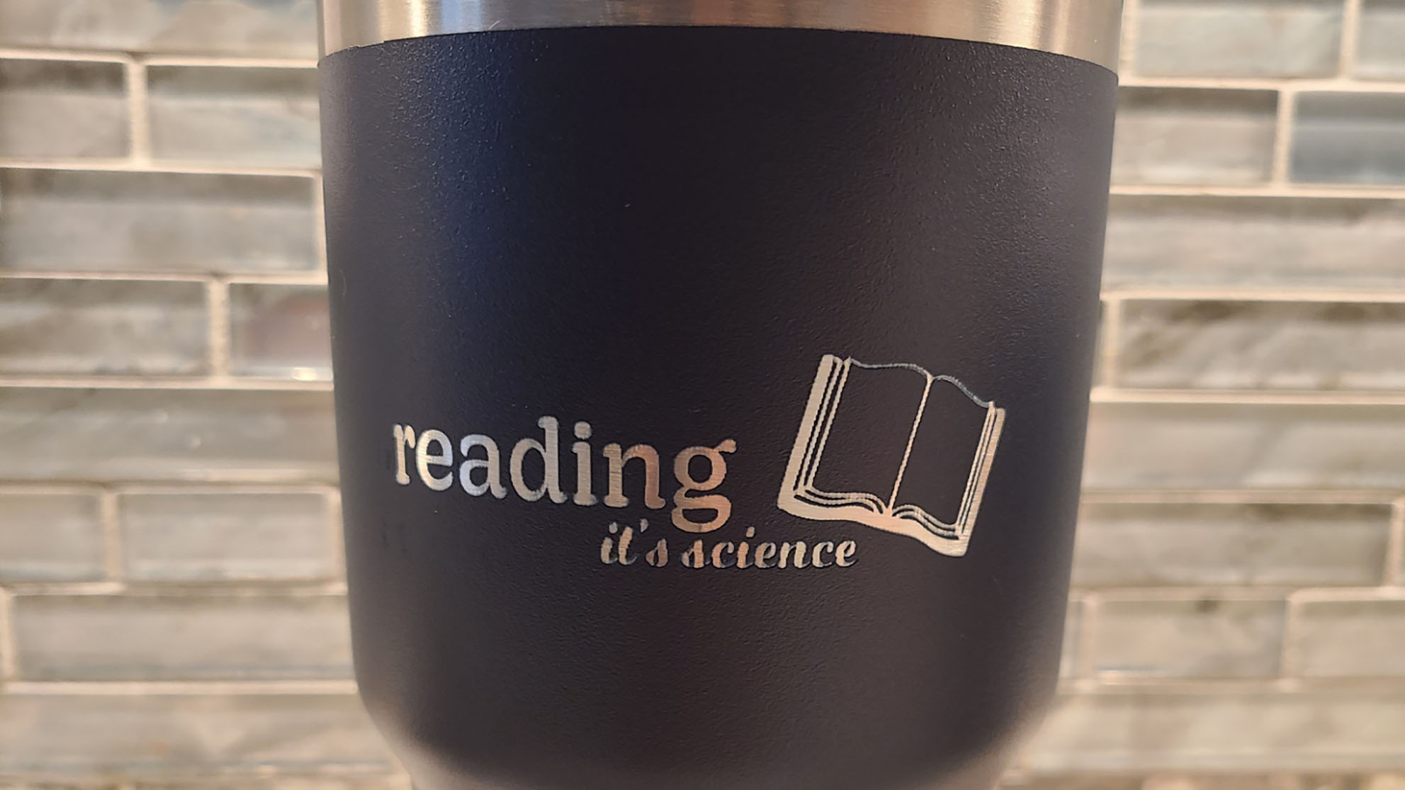 acacia cutting board